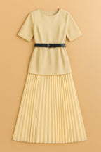 Robe Solange fluide à coupe droite et jupe plissée