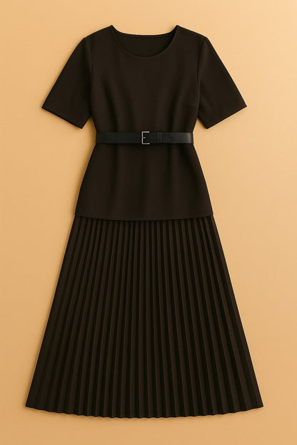 Robe Solange fluide à coupe droite et jupe plissée