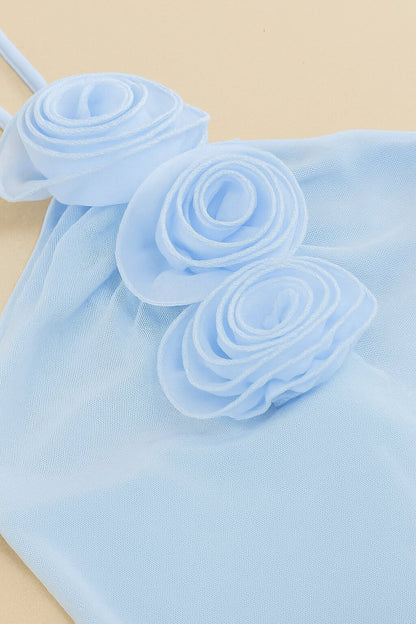 Robe Liora sirène à col montant et fleur brodée