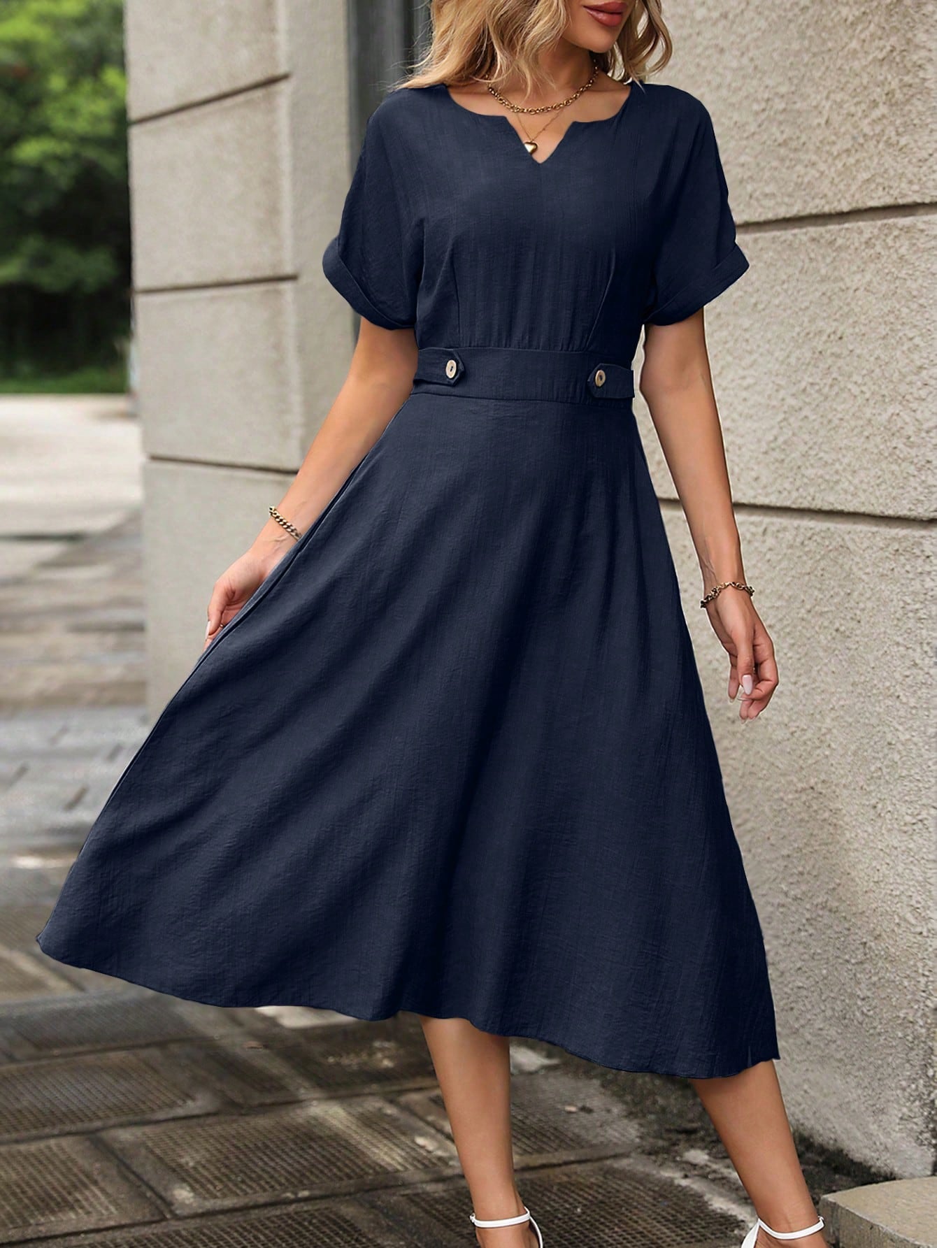 Robe Maxi Manches Chauve-Souris Encolure Entaillée