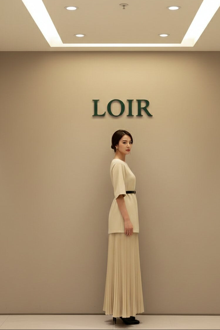 Robe Solange fluide à coupe droite et jupe plissée