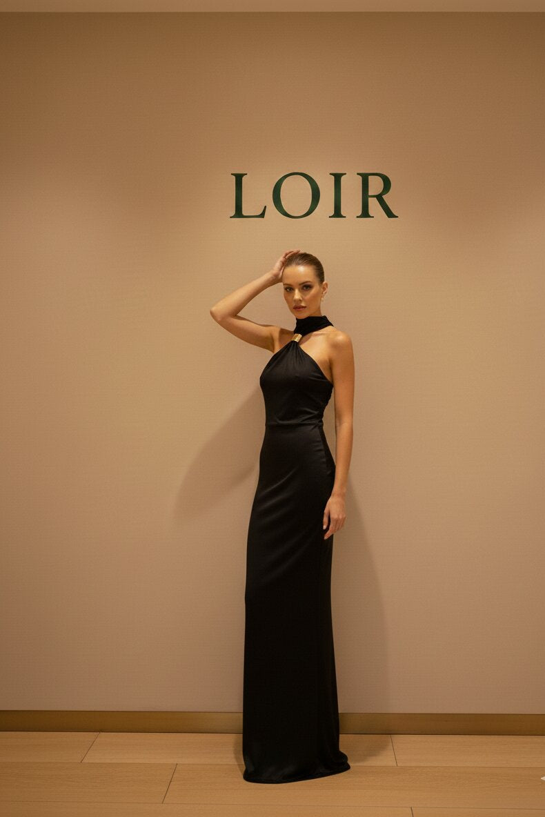 Robe Bella fluide à col bijou