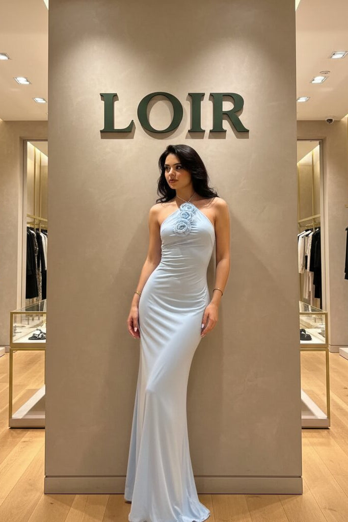 Robe Liora sirène à col montant et fleur brodée