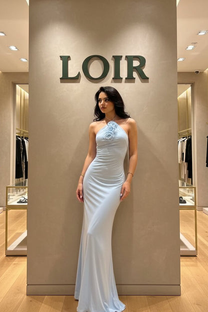 Robe Liora sirène à col montant et fleur brodée