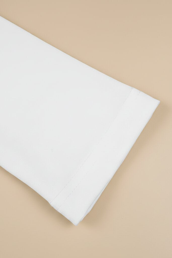 Robe Amara drapée à épaules dénudées et ligne sculptée