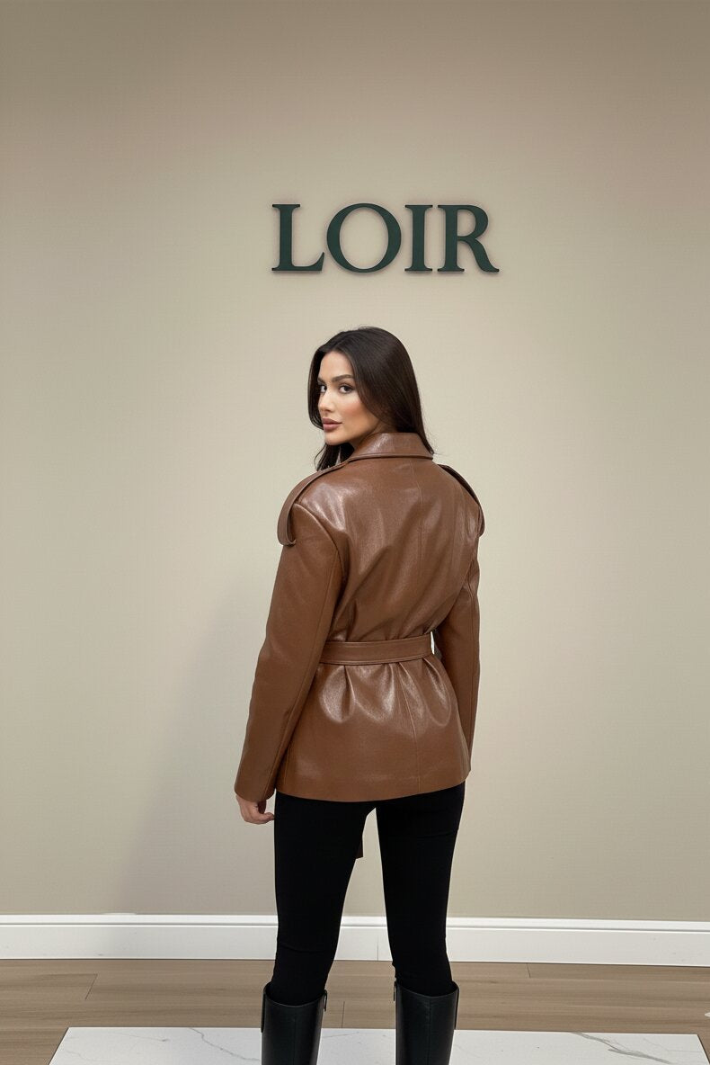 Veste Élodie en cuir souple avec poches et ceinture nouée