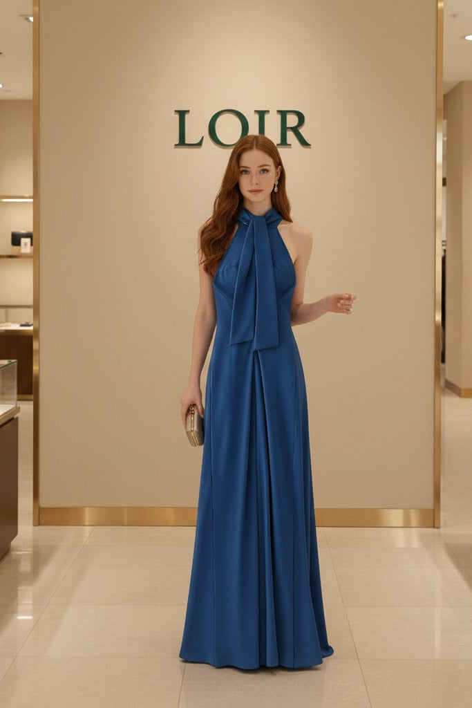 Robe Ophélie en satin drapé bleu profond