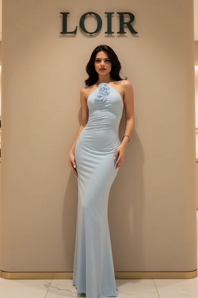 Robe Liora sirène à col montant et fleur brodée