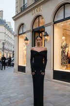 Robe Amara drapée à épaules dénudées et ligne sculptée