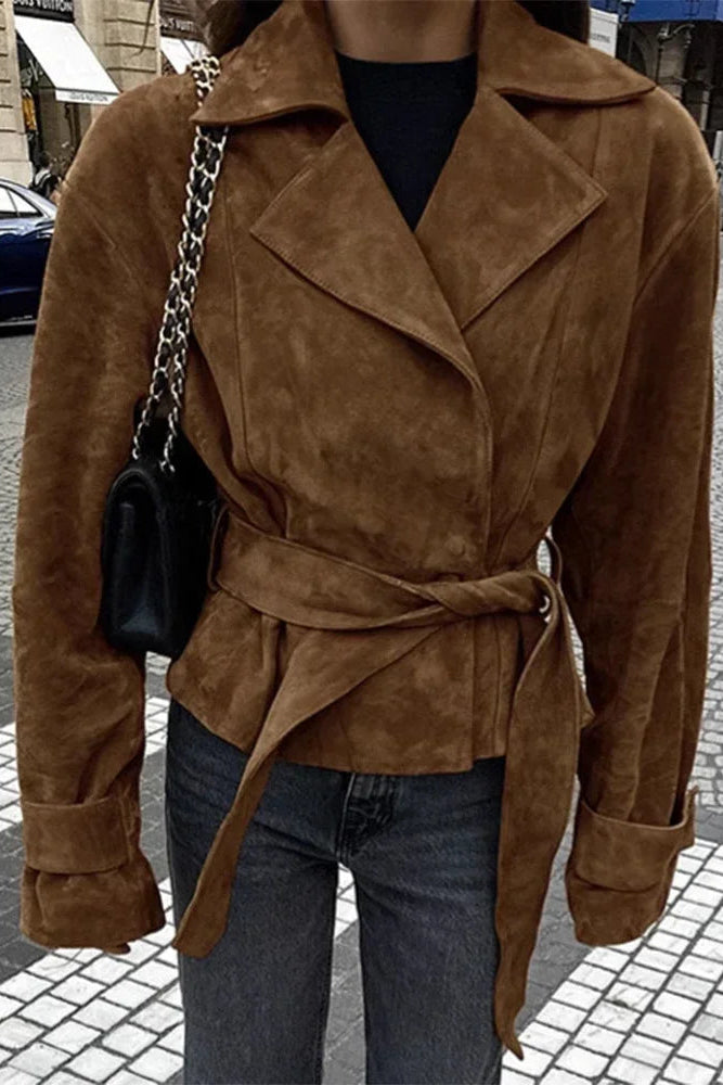 Manteau Daphné ceinturée en suède doux